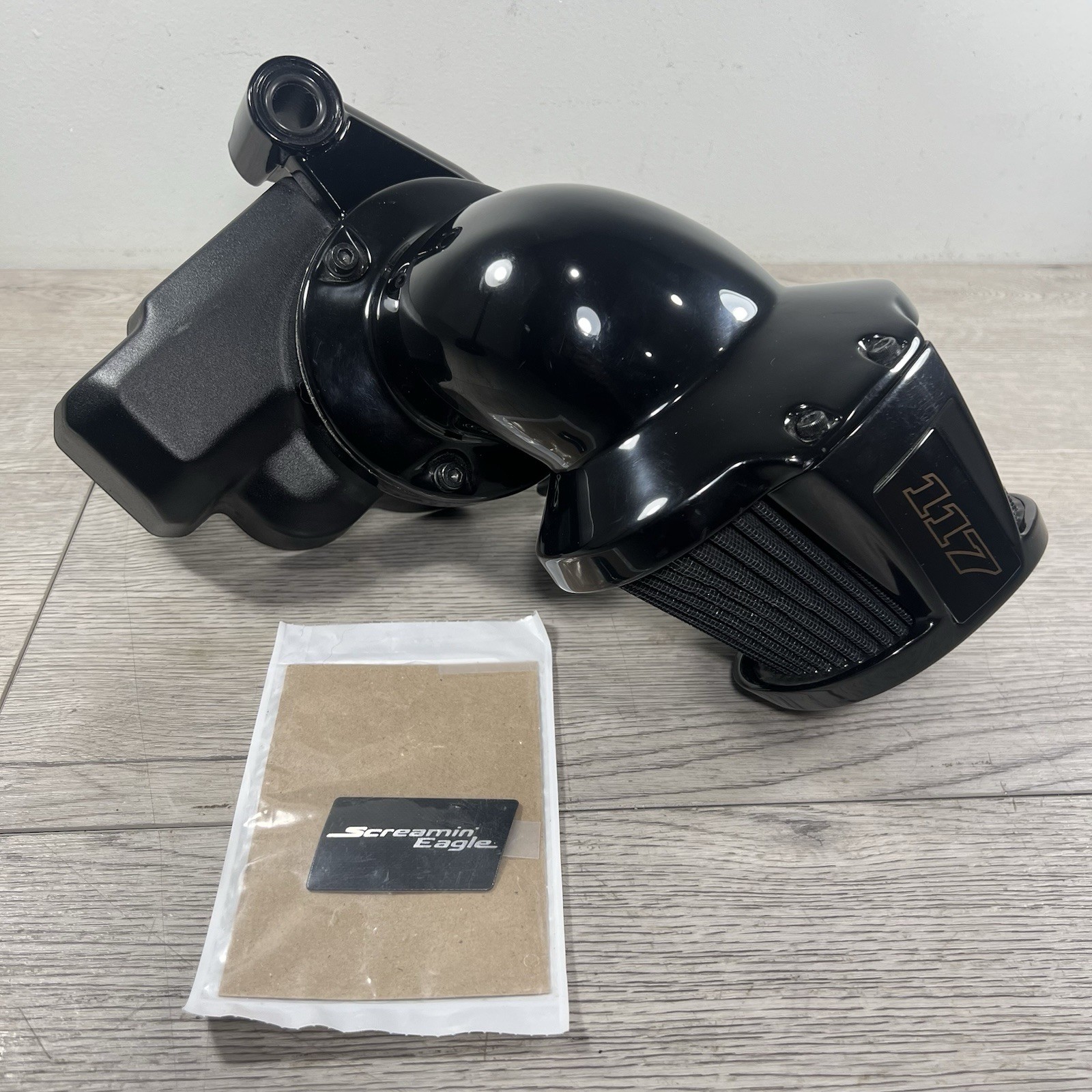Harley Davidson 2017-2023 OEM M8 117 Heavy Breather Air Cleaner W/ Medallion Harley Davidson 2017-2023 OEM M8 117 Heavy Breather Air Cleaner W/ Medallion