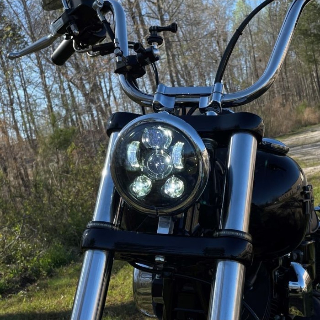 Custom Dynamics CD-575-B 5.75in. LED Halo-Free Headlamp - Black New 