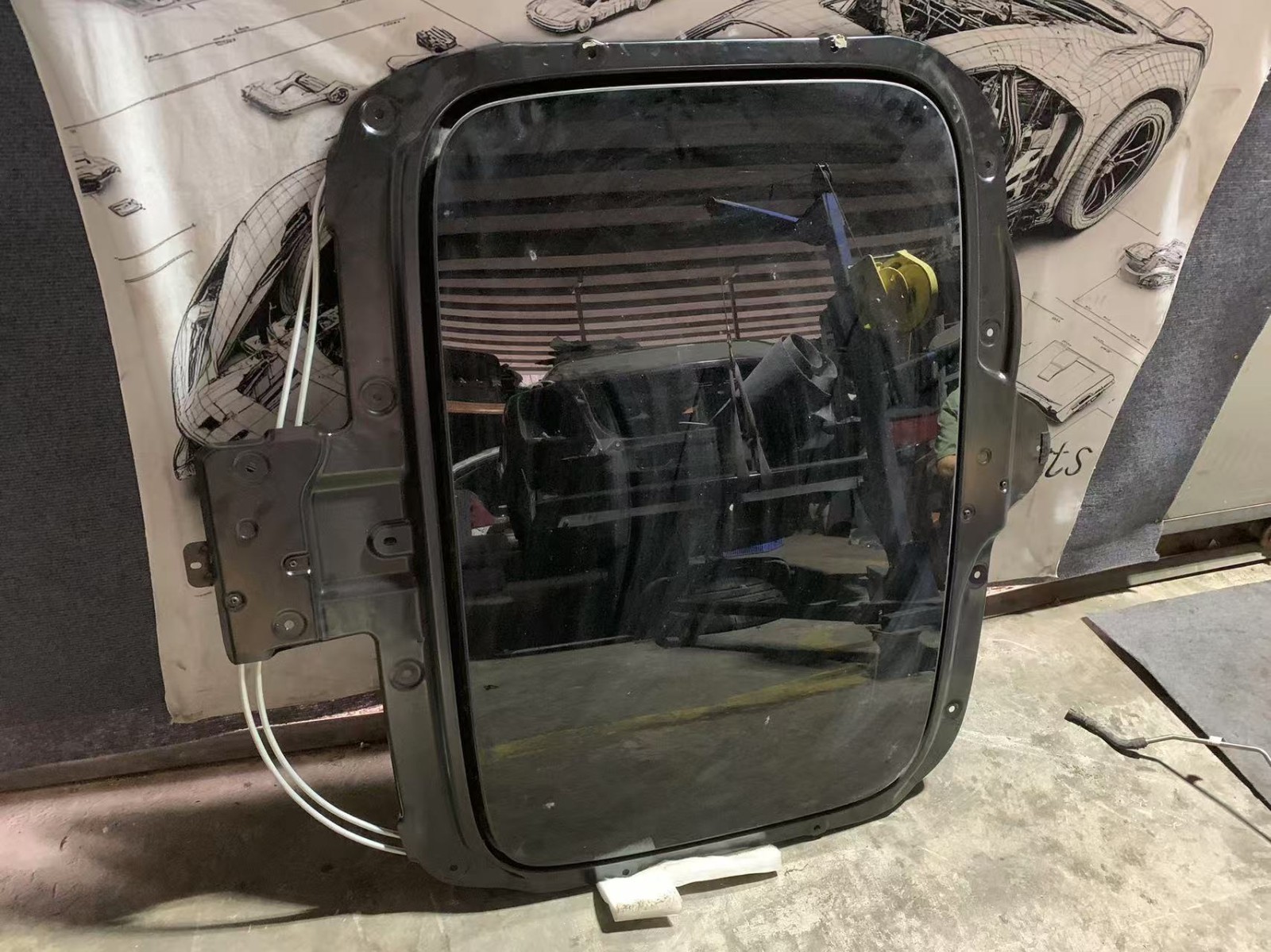 Used,For 10-16 Bentley Mulsanne GLASS SUNROOF OEM PN 3Y5877041C
