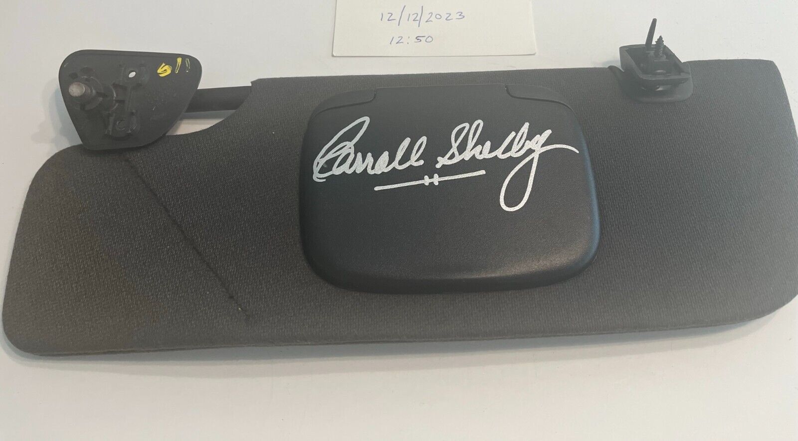 05-09 Ford Mustang ( Authentic Carroll Shelby Signed) 2007 GT500 Visor