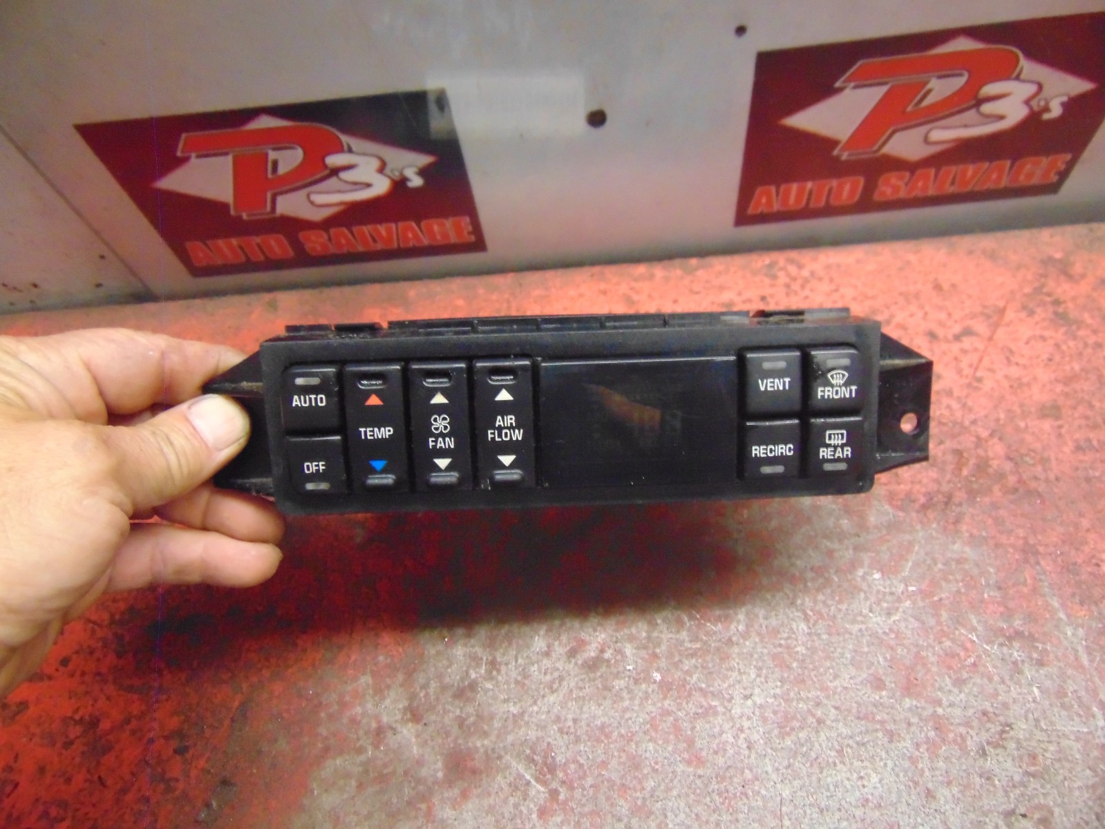 05 04 03 02 01 00 99 98 96 97 Buick Park Ave heater climate control switch unit