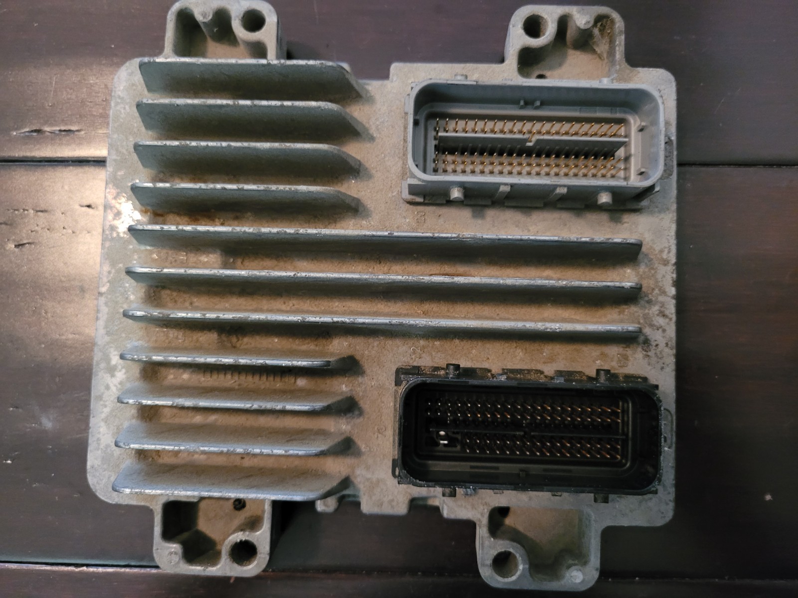 USED 2008-2009 Chevy Silverado Engine Control Module 12612384 USED 2008-2009 Chevy Silverado Engine Control Module 12612384