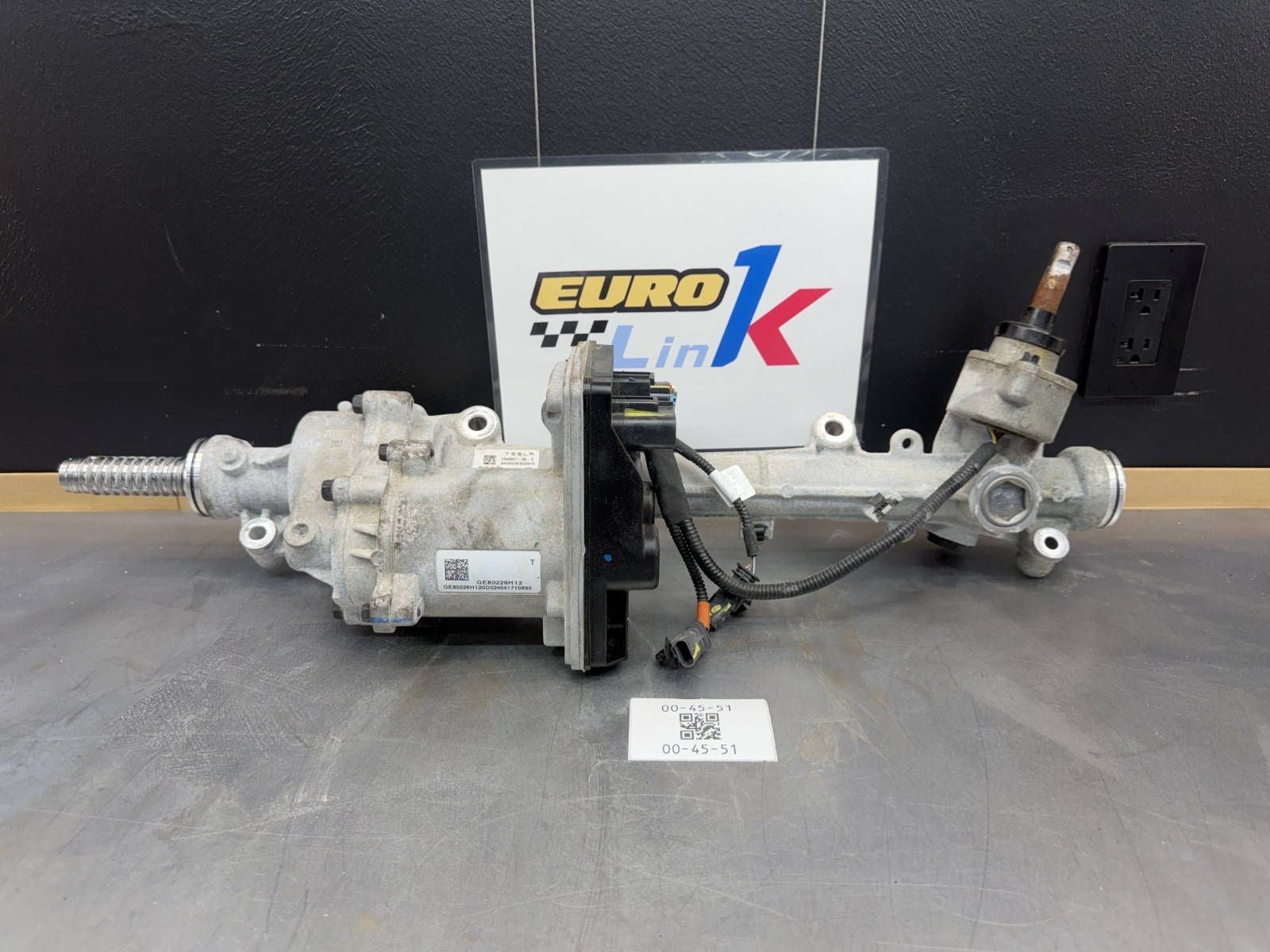 24-26 Tesla Model 3 Highland Power Steering Gear Rack Pinion 1344831-00-C 10k Mi