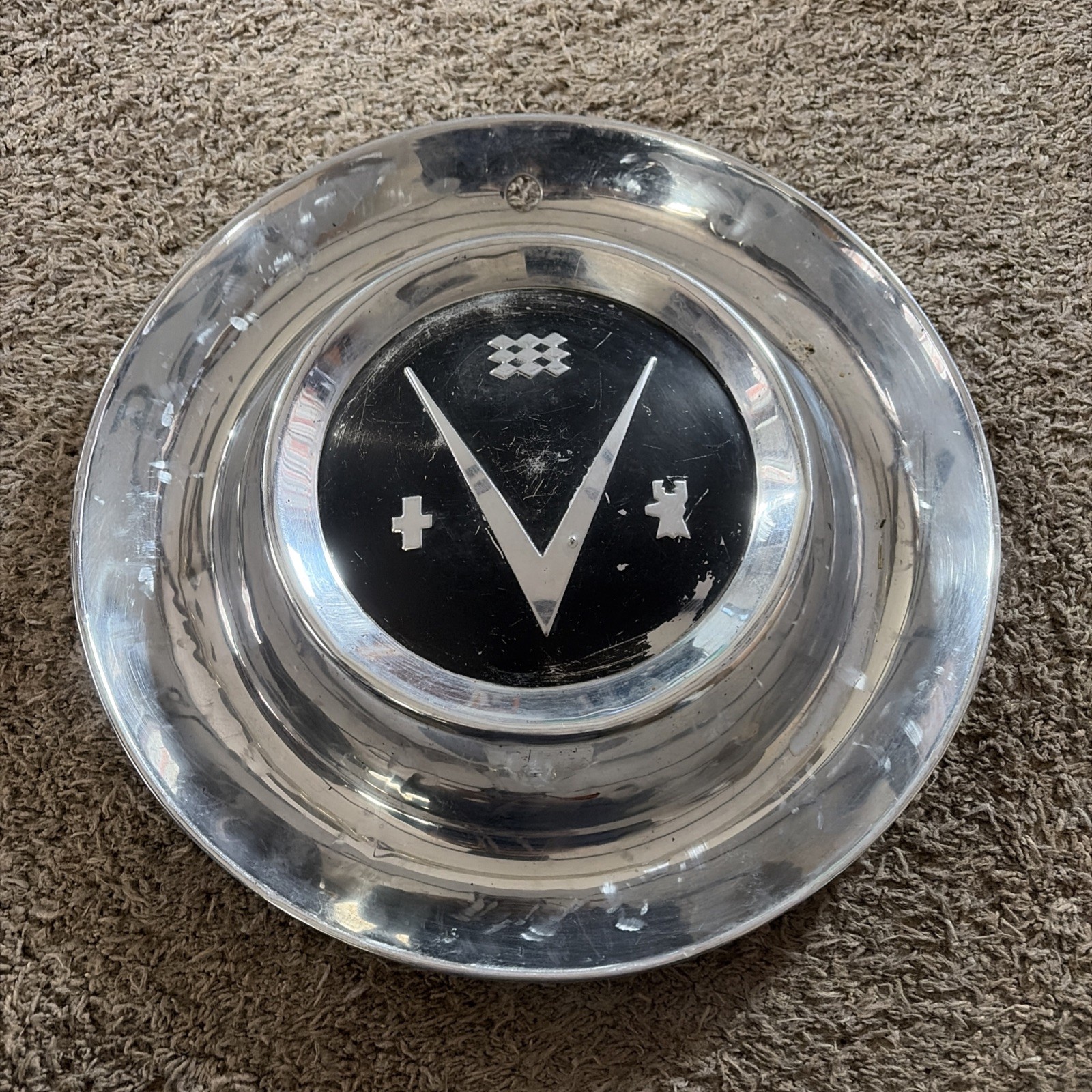 Vintage 1953 Buick Roadmaster Special Hubcap Wheel Cover 15\ Vintage 1953 Buick Roadmaster Special Hubcap Wheel Cover 15\