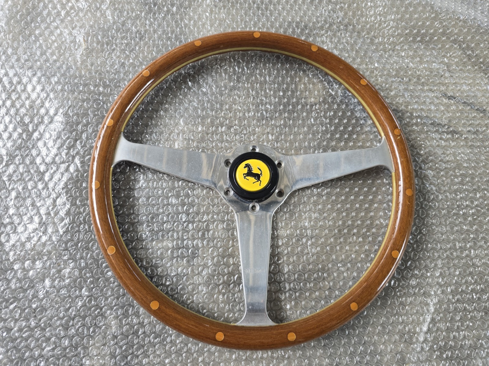 Momo Monza ferrari wood Steering Wheel Ferrari super rare item. Momo Monza ferrari wood Steering Wheel Ferrari super rare item.