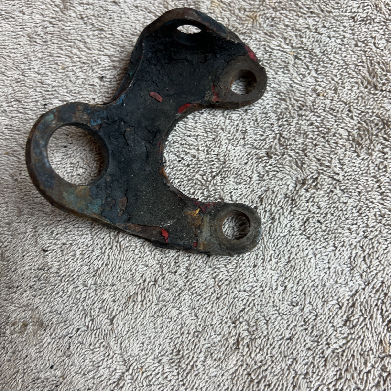 Rare 1968-72 CHEVOLET 350 CHEVELLE CAMARO NOVA ENGINE LIFT BRACKET W-A/C Vintage