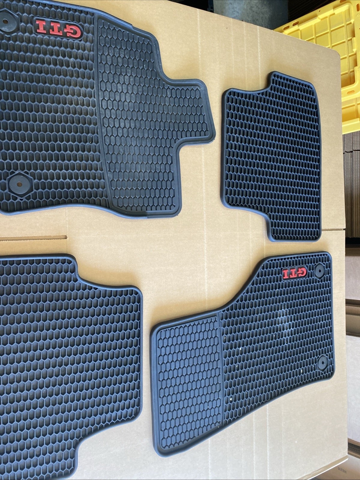 2015 - 2023 Volkswagen GTI Wagon Floor Liner Rubber Mat Set Oem Front Rear
