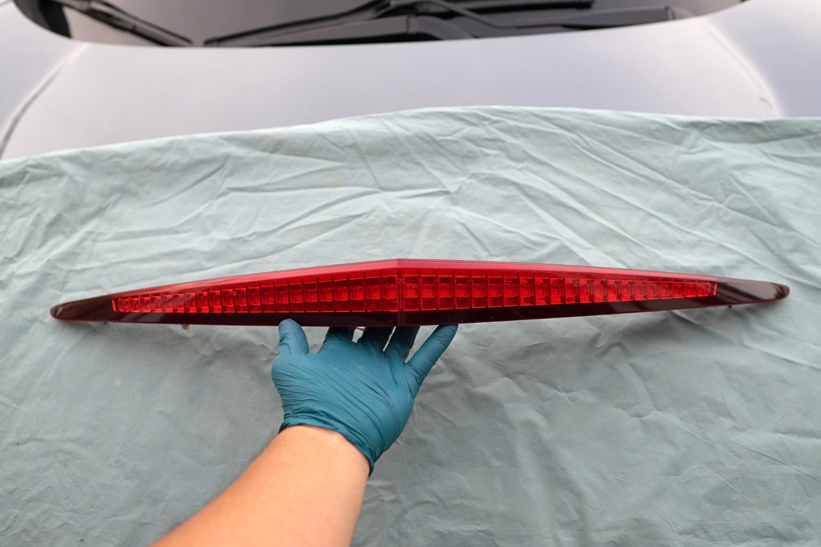 2011-2015 CADILLAC CTS COUPE 3RD BRAKE LIGHT TRUNK LED OEM 2011-2015 CADILLAC CTS COUPE 3RD BRAKE LIGHT TRUNK LED OEM