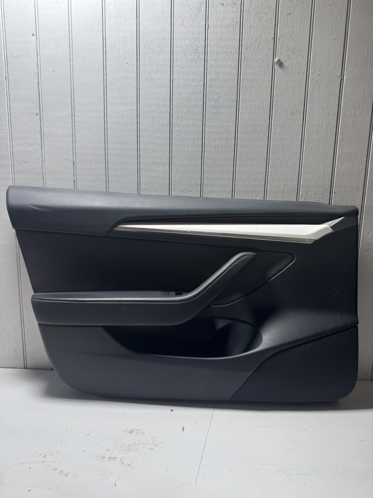 2021-2023 TESLA 3 FRONT LEFT DRIVER SIDE INTERIOR DOOR TRIM PANEL BLACK OEM