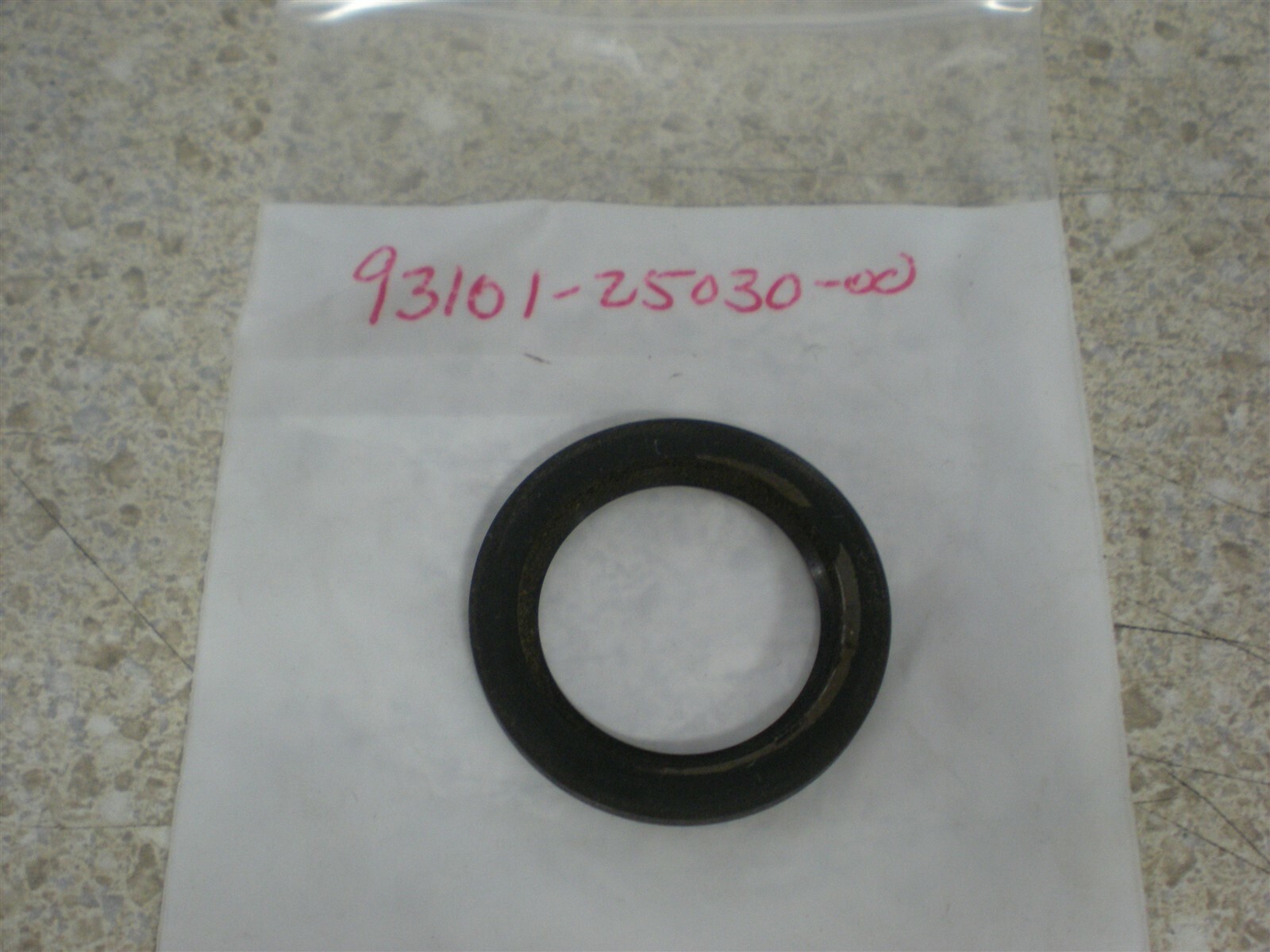 NOS OEM YAMAHA Oil Seal 1967-88 FZR750 R3 93101-25030-00