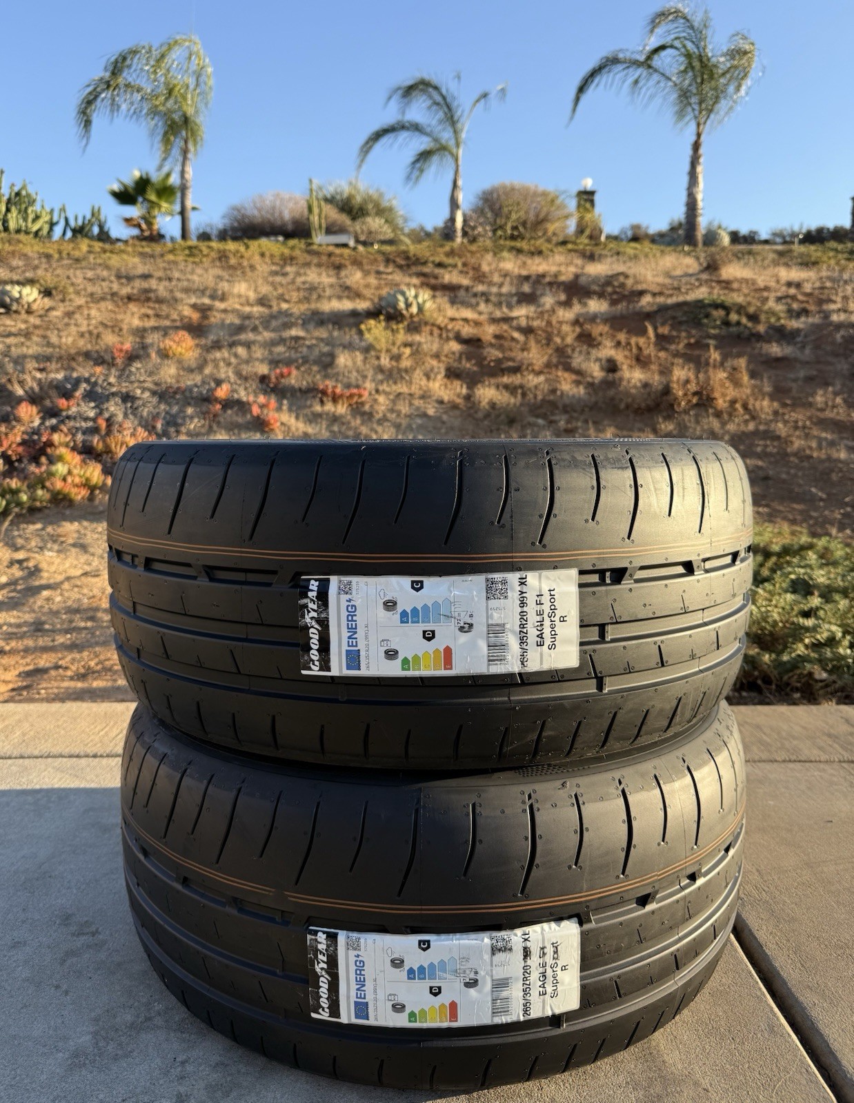 Set of TWO BRAND NEW 265/35ZR20 (99Y) Goodyear Eagle F1 SuperSport R Tires
