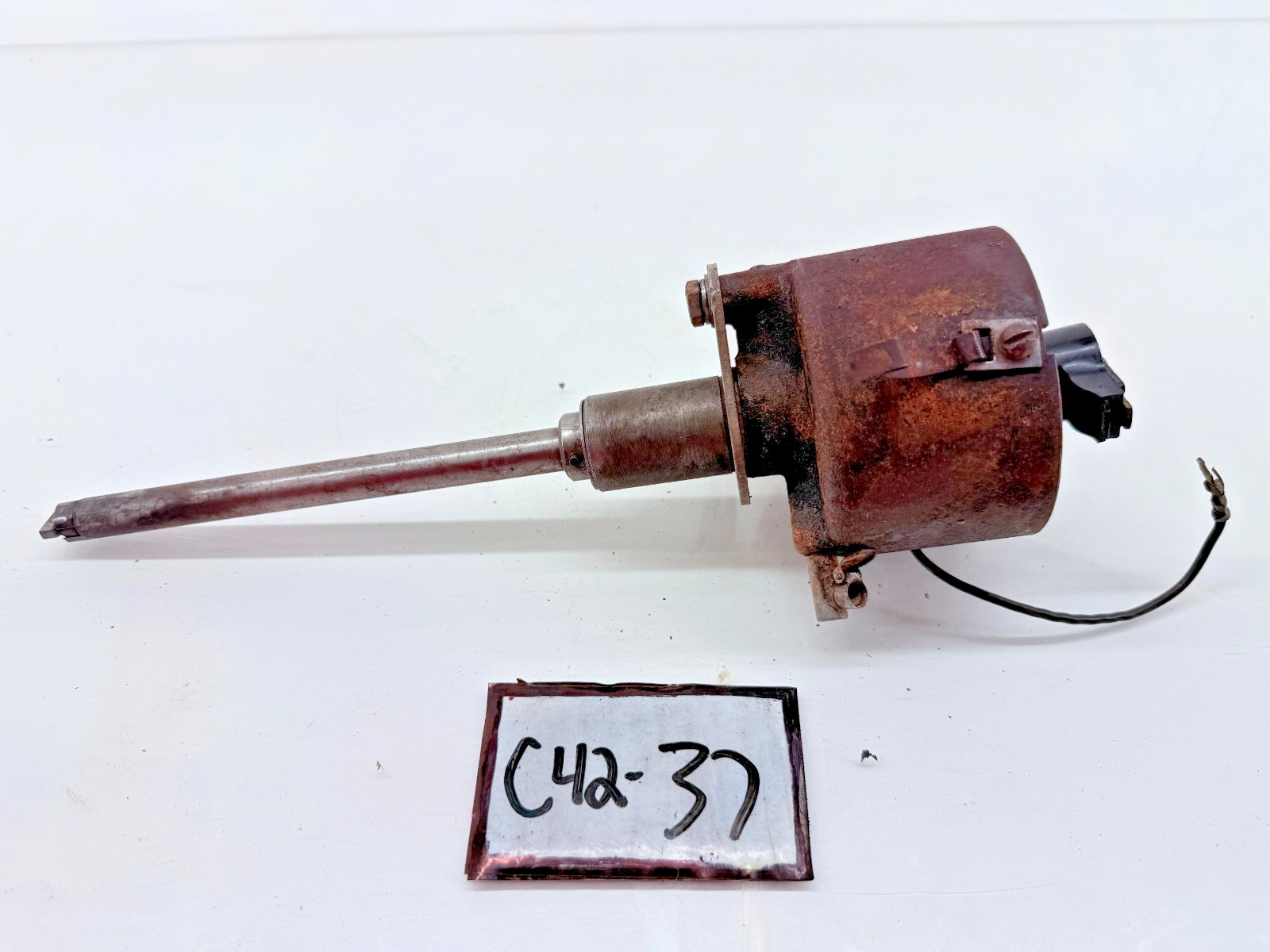 OEM Autolite IAD-4008 Distributor Willys Jeep L134 CJ2A CJ3A MB GPW 1940s C42-37