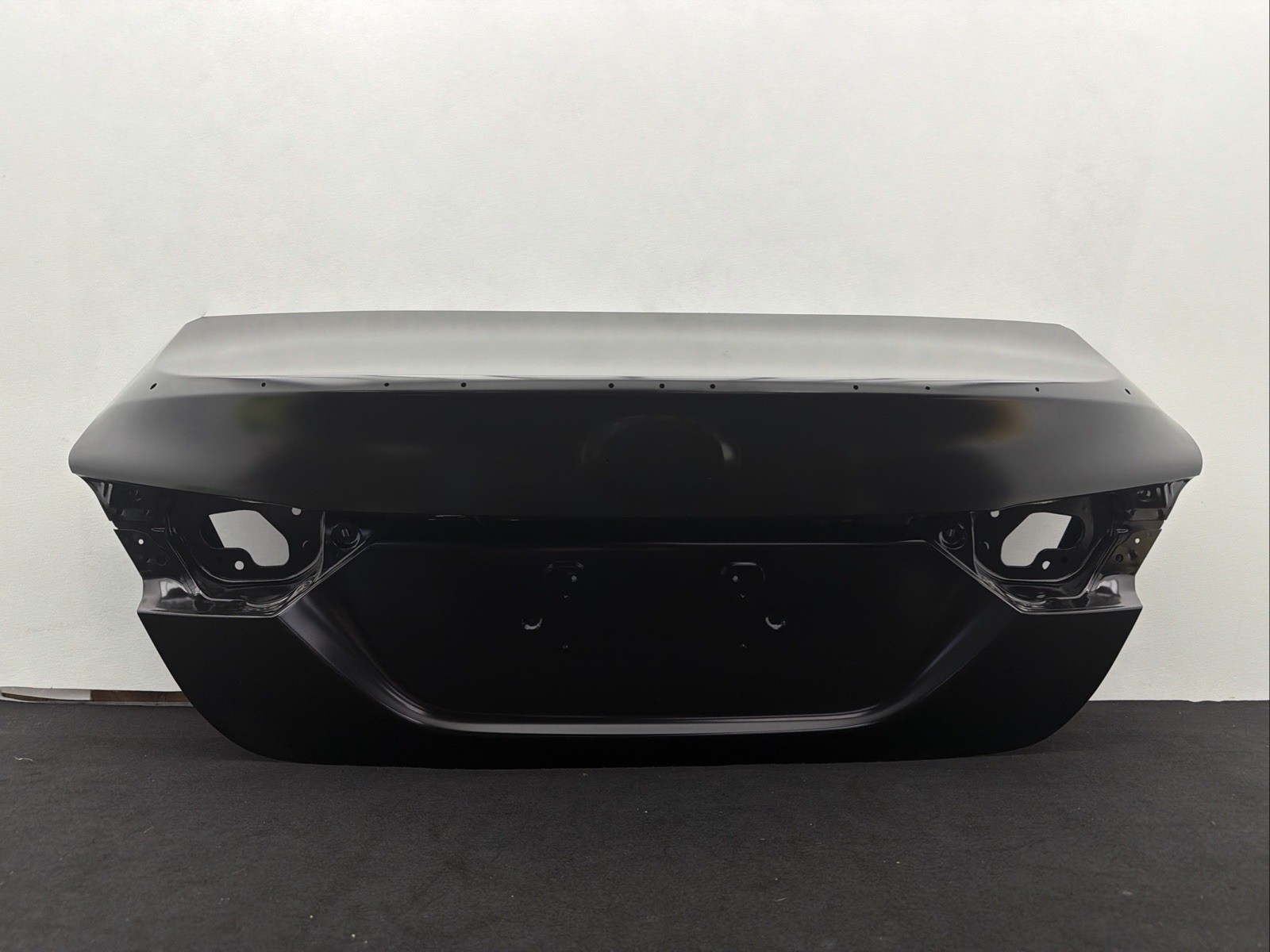 2018 2019 2020 2021 2022 2023 2024 Toyota Camry Trunk Lid Deck Lid Black PRIMER
