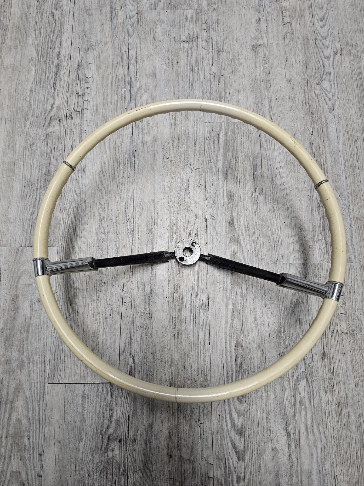 1957 1958 Cadillac Steering Wheel Two Spoke Chrome Trim Cream Eldorado Deville 1957 1958 Cadillac Steering Wheel Two Spoke Chrome Trim Cream Eldorado Deville
