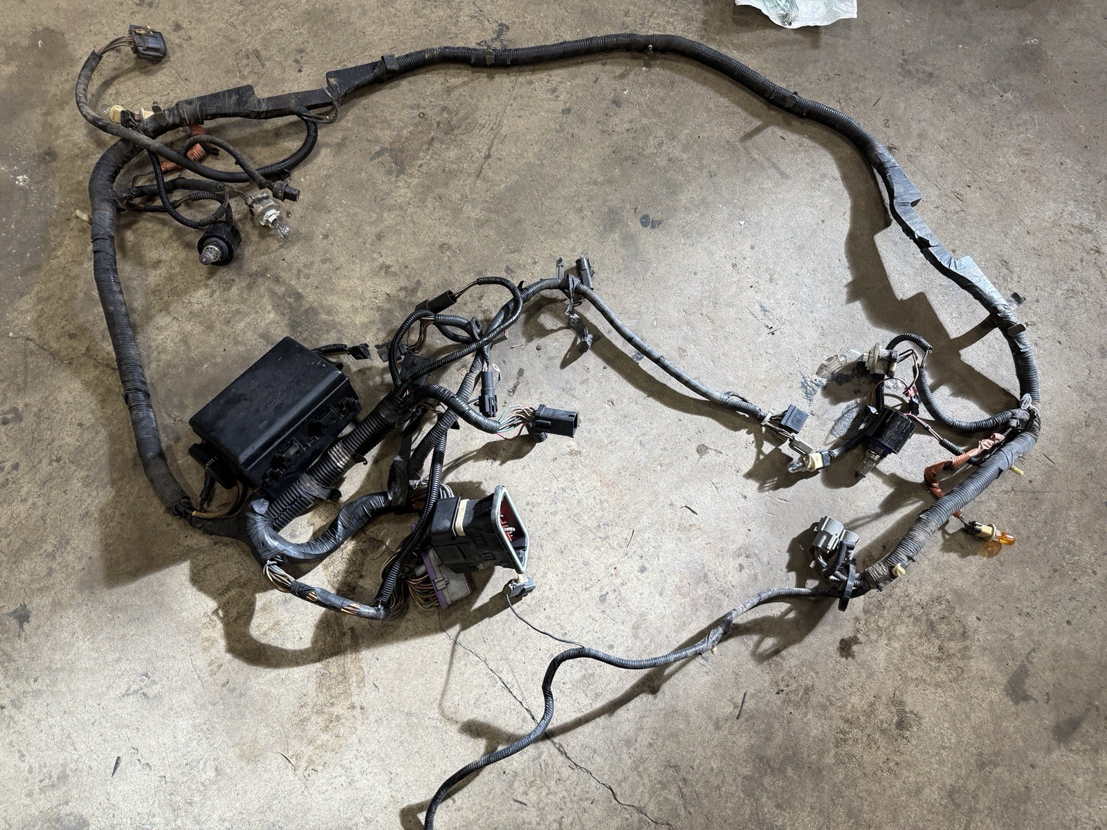 92-94 Ford F250 F350 7.3 Diesel E4od Transmission Engine Bay Wiring Harness