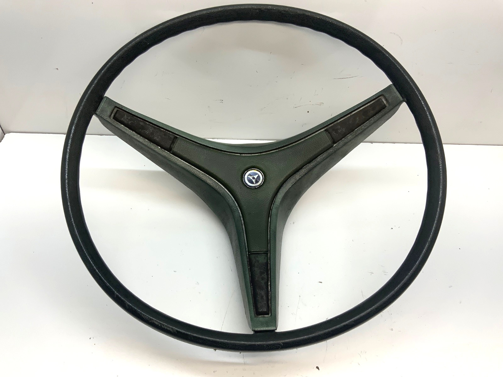 1971-1974 DODGE DART SPORT STEERING WHEEL GREEN 3575257 CHRYSLER A-B BODY