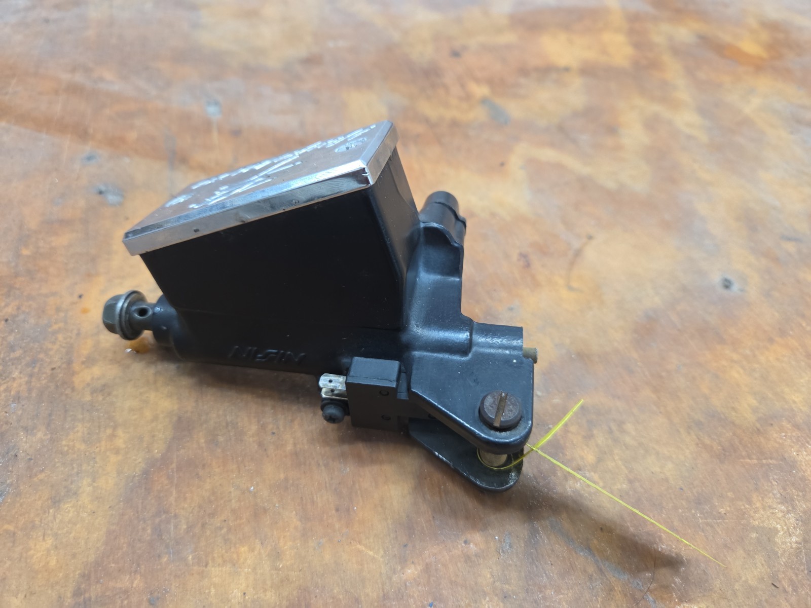 Gen 1 Oem 99-07  HAYABUSA GSX1300R CLUTCH MASTER CYLINDER 59800-24F01 OEM