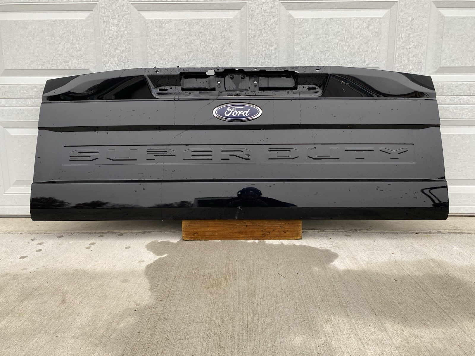 2020-2022 Ford F-250 F-350 BLACK Super Duty Rear Tailgate OEM