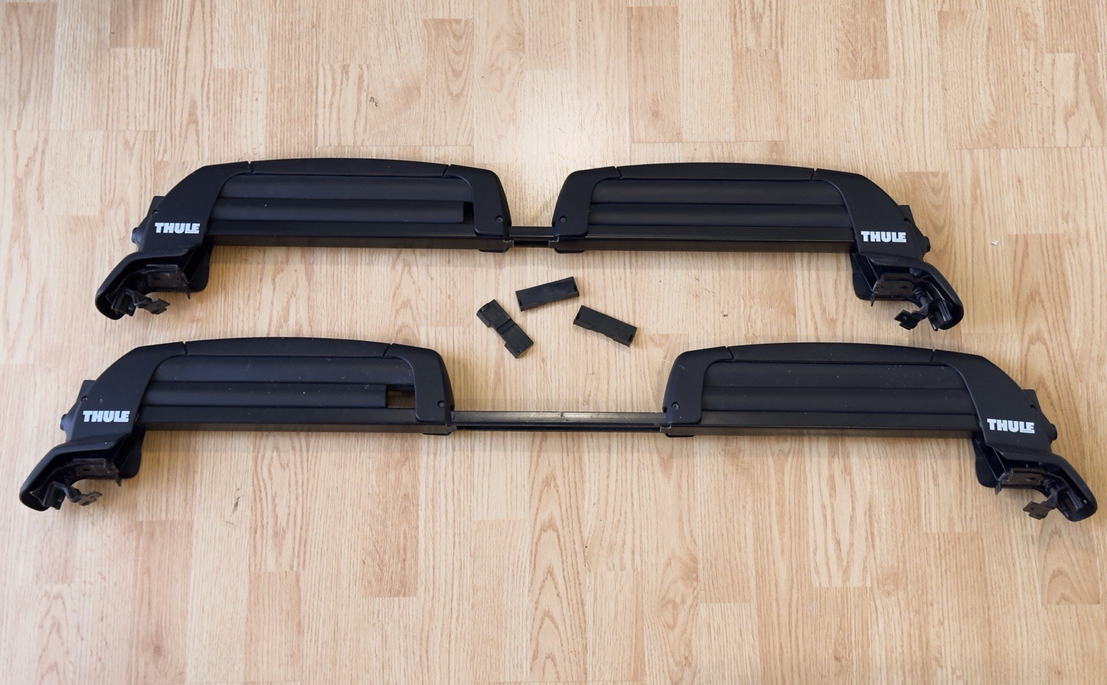 THULE Snowcat #5401 Rooftop Ski & Snowboard Rack Carrier THULE Snowcat #5401 Rooftop Ski & Snowboard Rack Carrier