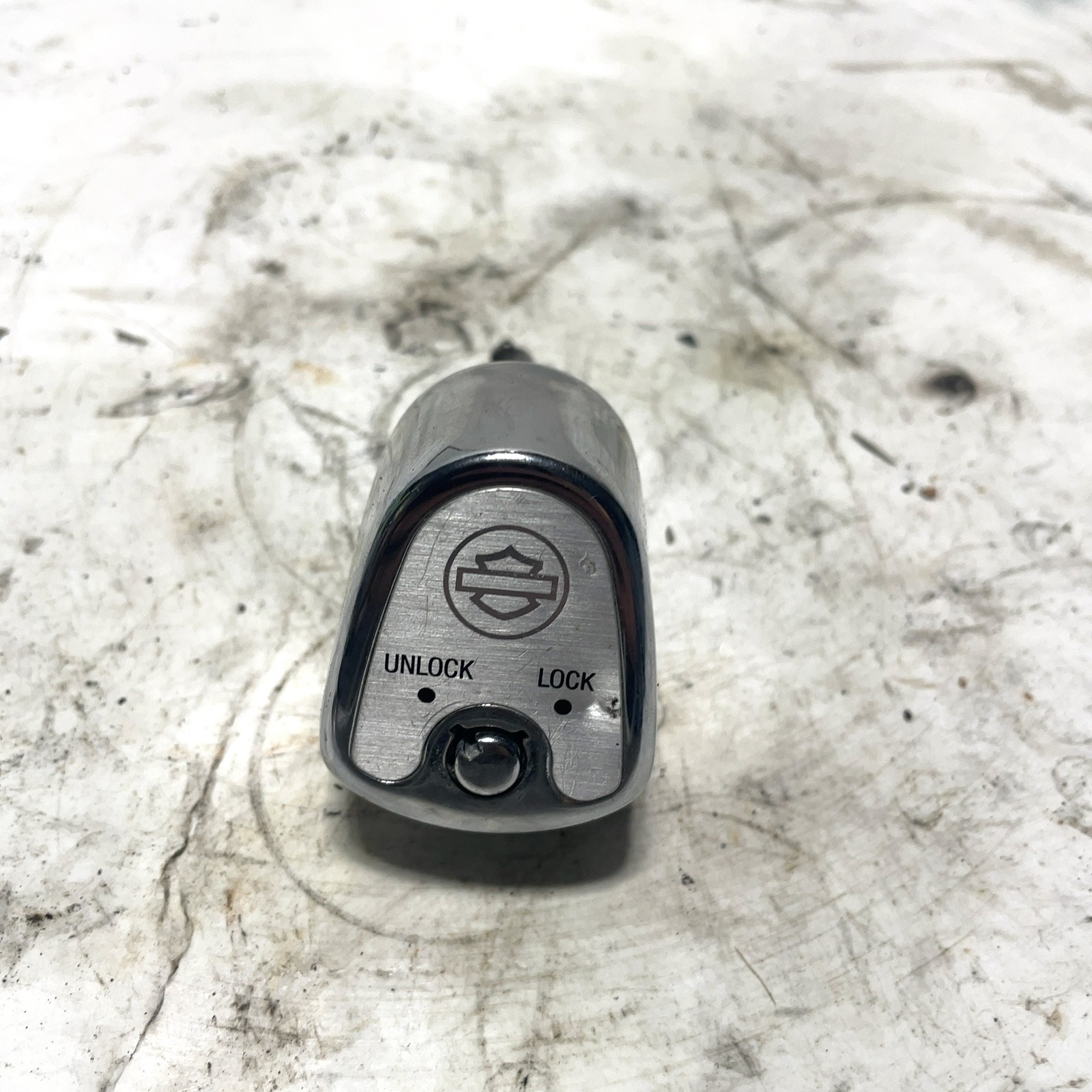 03-07 Harley Touring OEM Chrome Ignition Switch Knob Unlocked No Key #8067