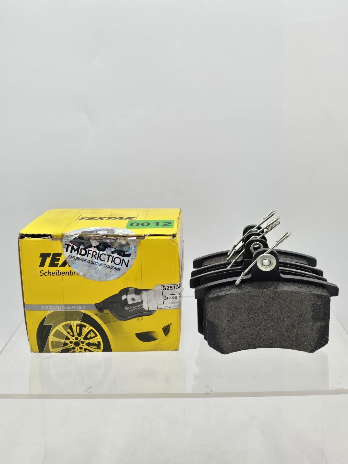 Vintage Audi Volkswagen Rear Brake Pad Set, 4D0698451F