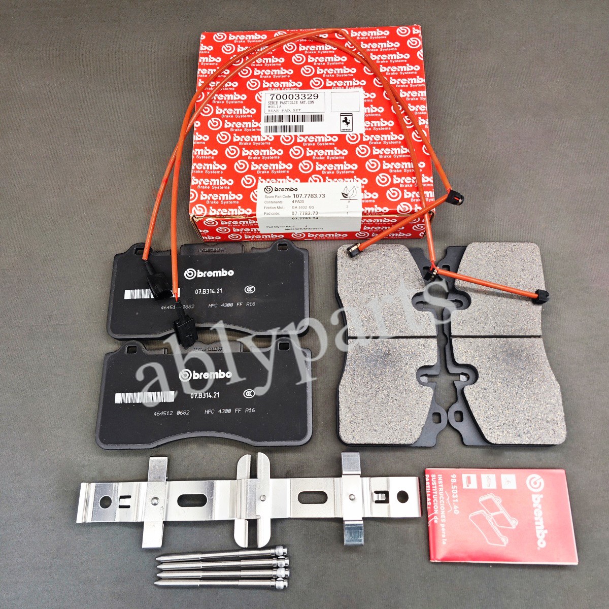  NEW Front Brake Pad Kit for Ferrari California T,Portofino,Roma 70003329