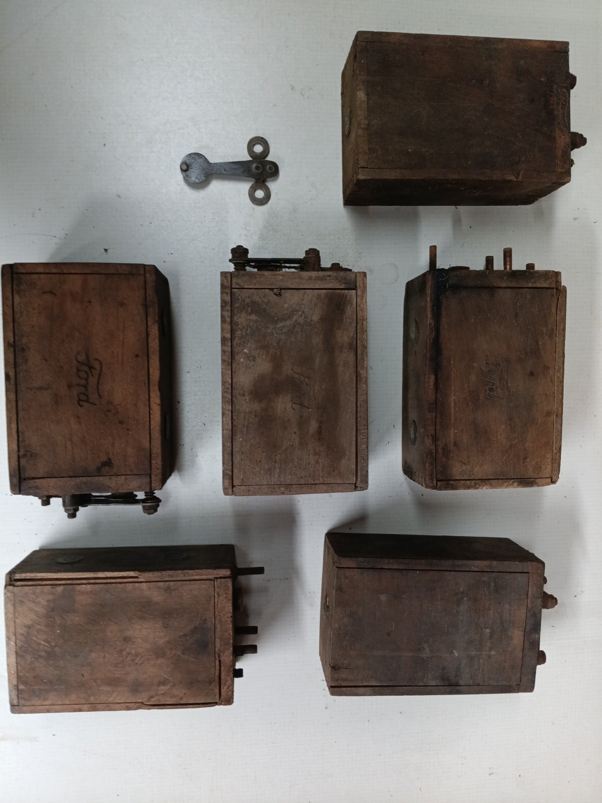 Vintage Antique Ford Model T Wooden Ignition Buzz Coils Lot of 6 + Key Untested