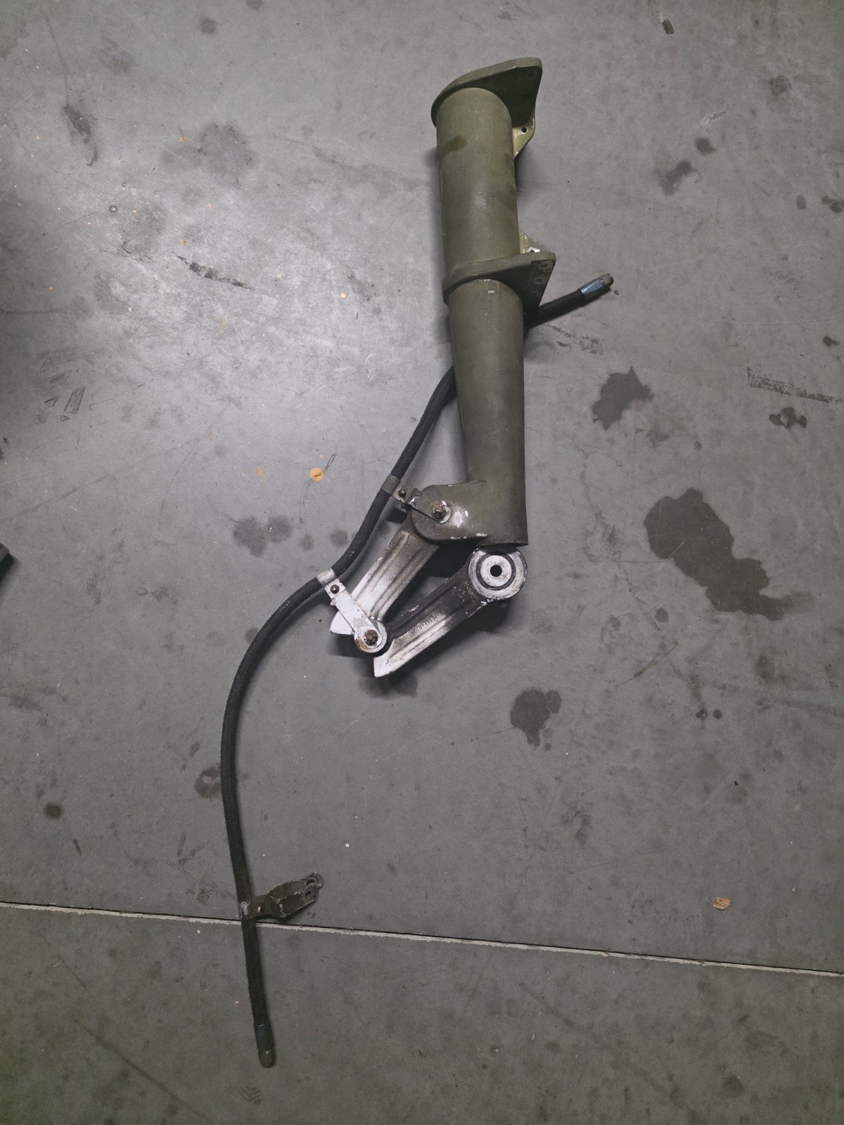 65319-004 Piper Main Gear Cylinder Assembly 65319-004 Piper Main Gear Cylinder Assembly