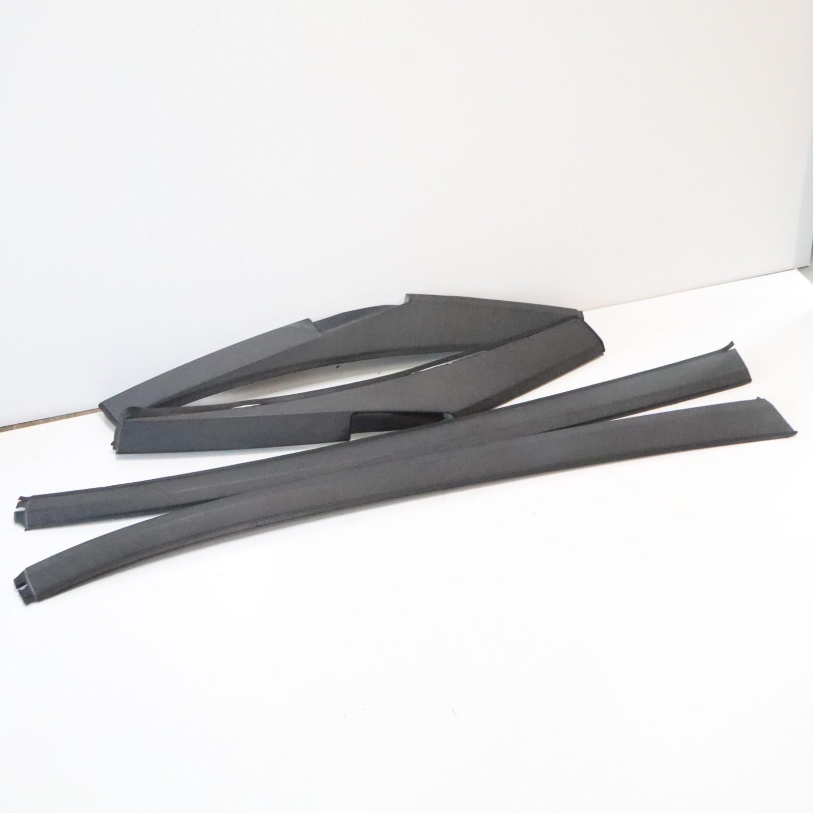 07-12 Dodge Caliber upper roof molding trim complete 4 piece