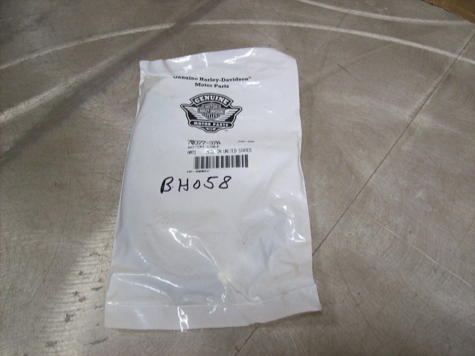 8403) Harley-Davidson Genuine OEM NOS Battery Cable 70377-97A