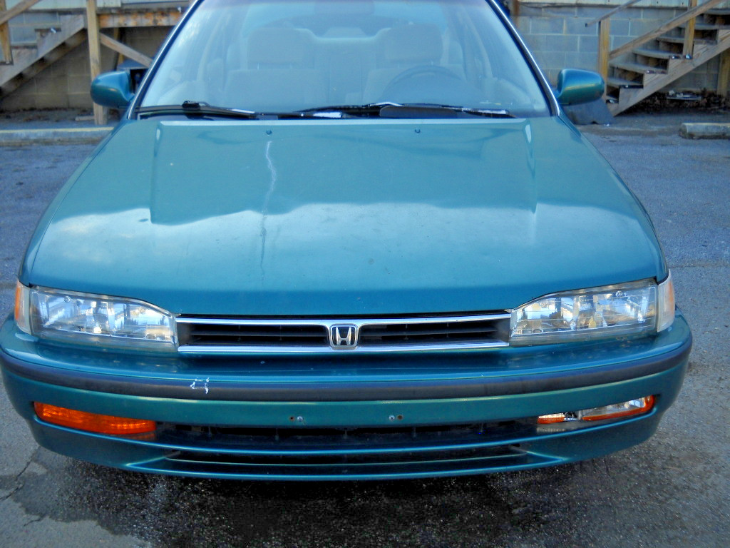 1992-1993 HONDA ACCORD 4DR EX FRONT BUMPER CLEAN ORIGINAL OEM