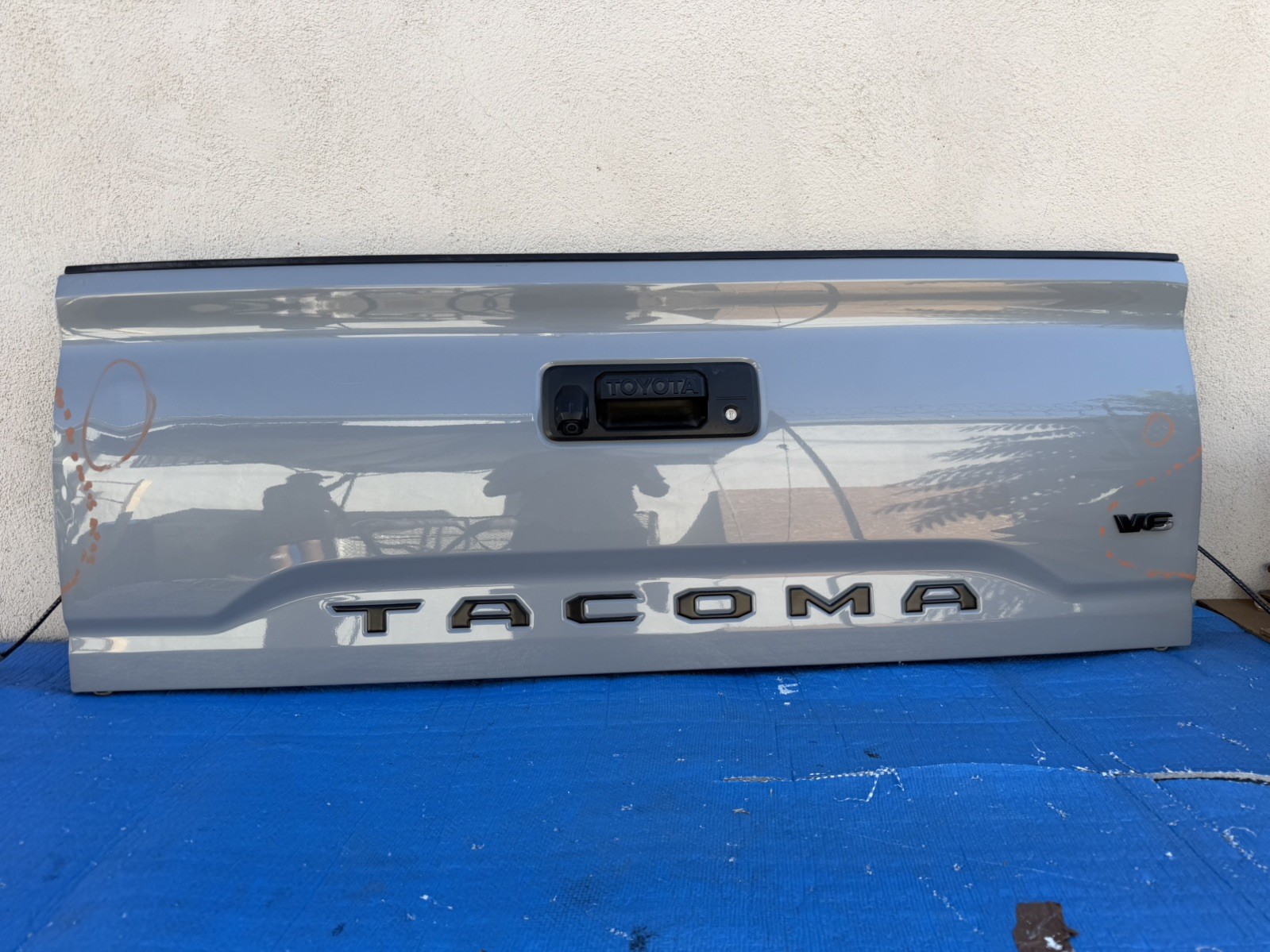 2016 2023 TOYOTA TACOMA COMPLETE TAILGATE CEMENT WITH REAR CAM