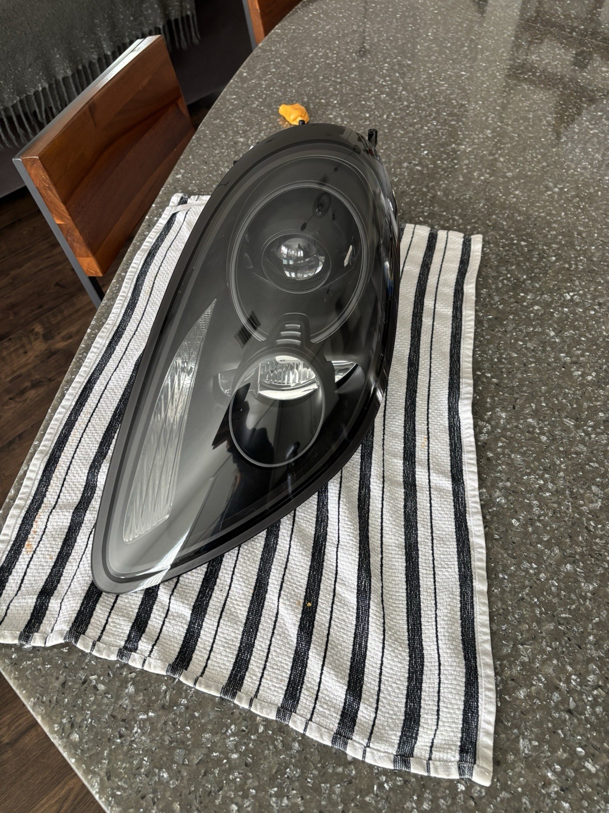 PORSCHE CAYMAN BOXSTER HEADLIGHT Driver Side (left) 2013-2016 981.631.131.11 PORSCHE CAYMAN BOXSTER HEADLIGHT Driver Side (left) 2013-2016 981.631.131.11