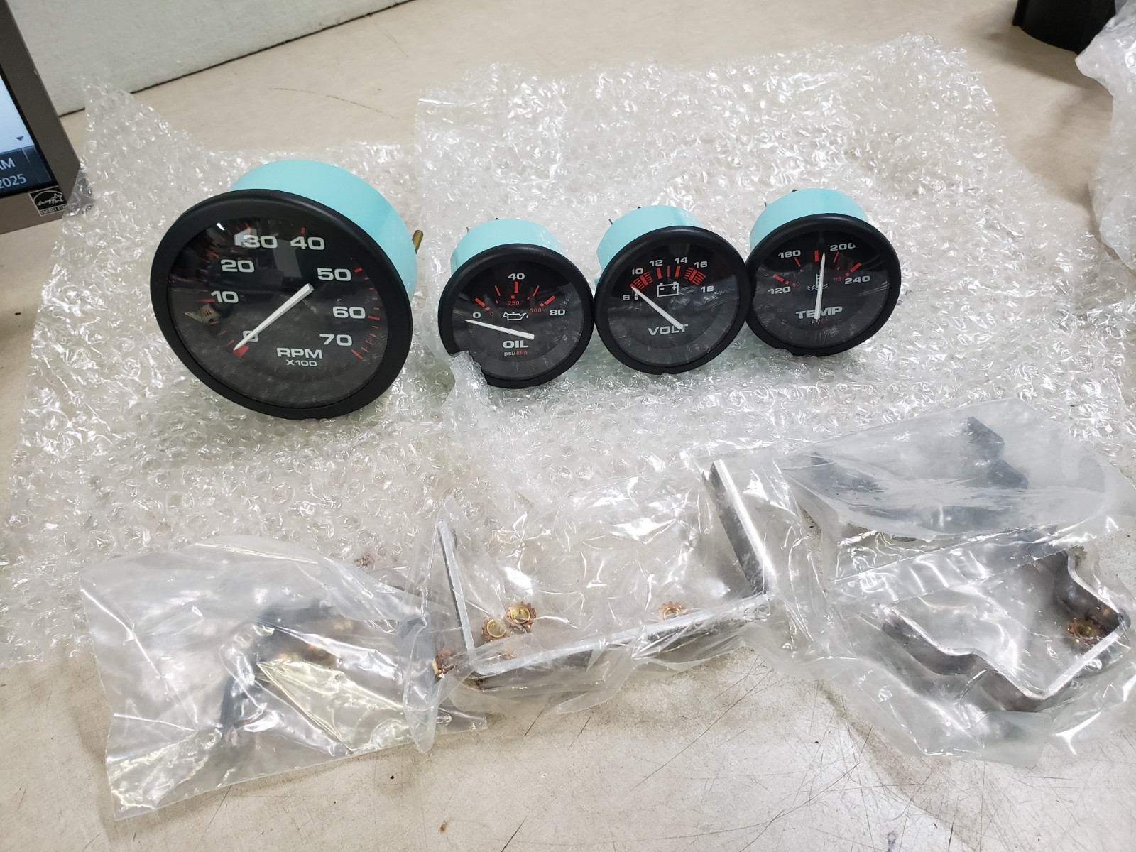 VEETHREE BOAT GAUGES TEMPERATURE, OIL, VOLTS - TEAL / BLACK (SET OF 4)