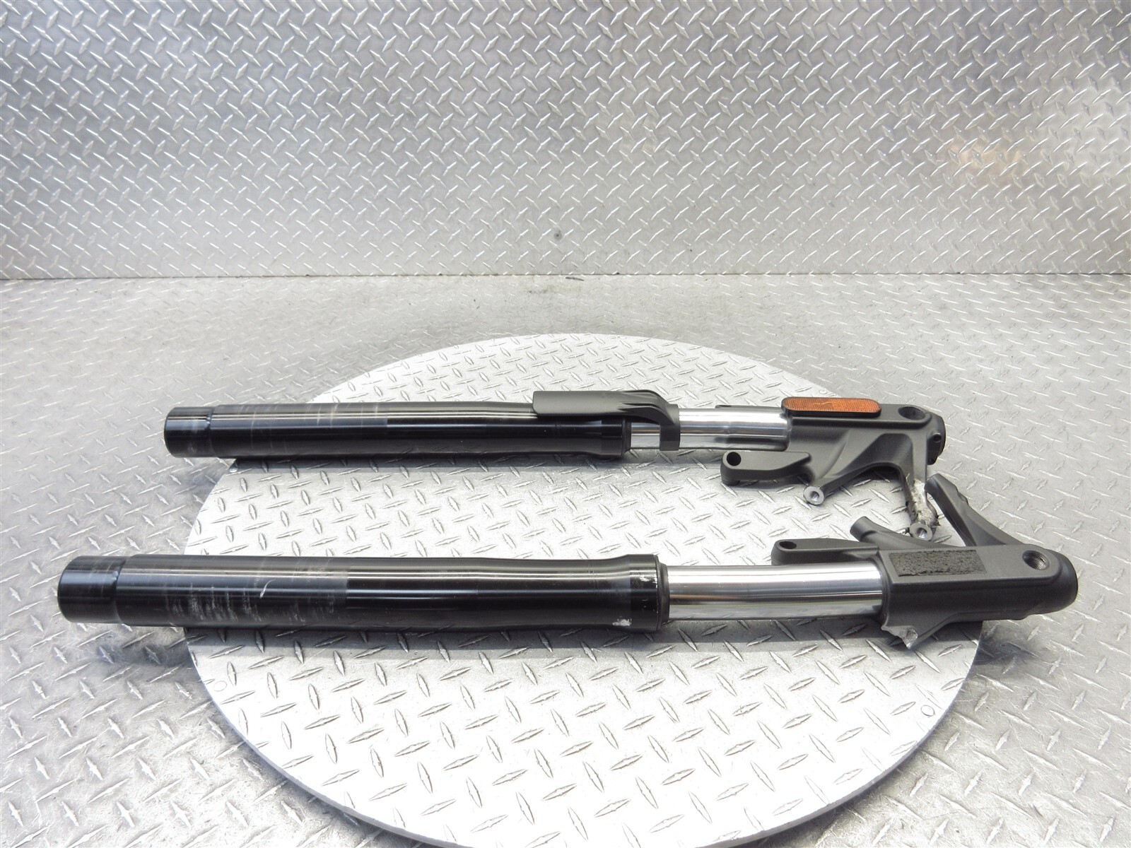 2021 20-23 Indian Challenger Limited OEM Fork Tubes Suspension Legs BENT PARTS
