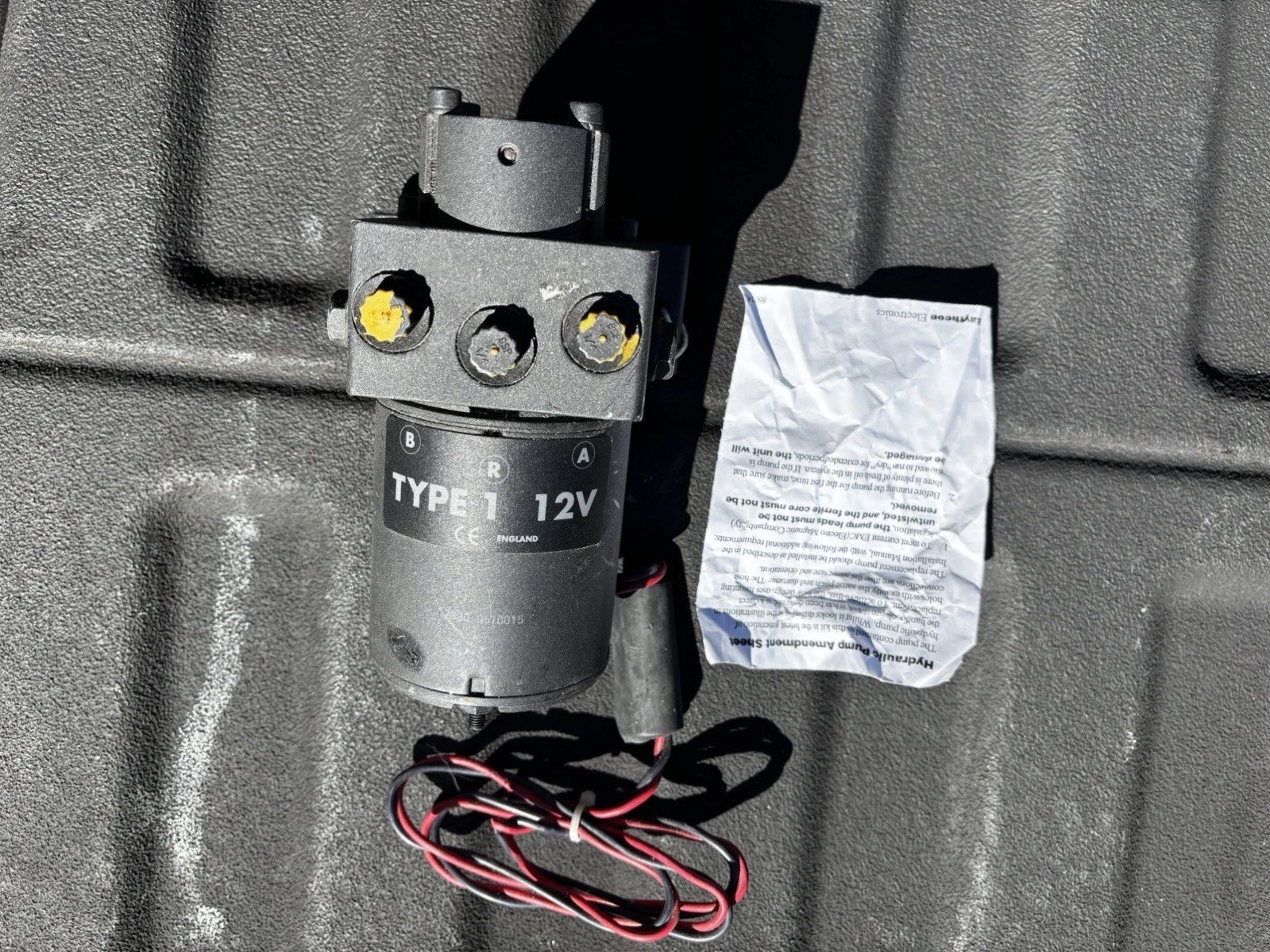 Raymarine Type 1 12V Hydraulic Reversible Autopilot Pump M81120