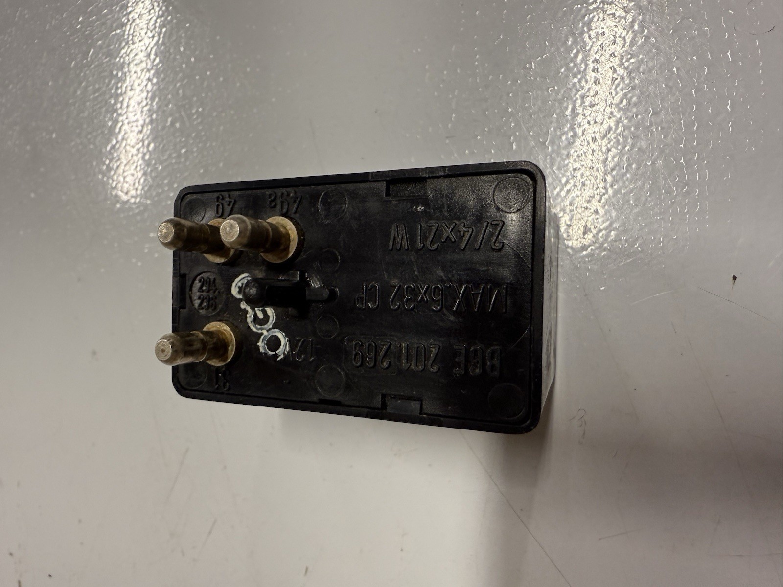 New Old Stock Mercedes Flasher Relay 0335200007
