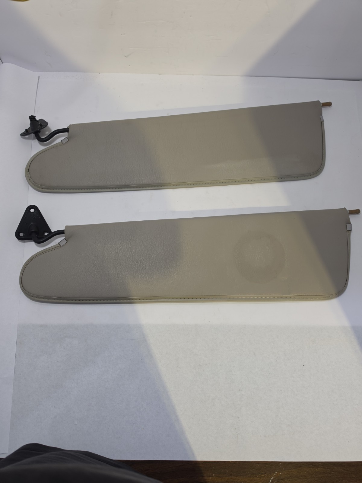 1998-2003 Dodge Ram Van Sun Visors Pair Light Beige Vinyl