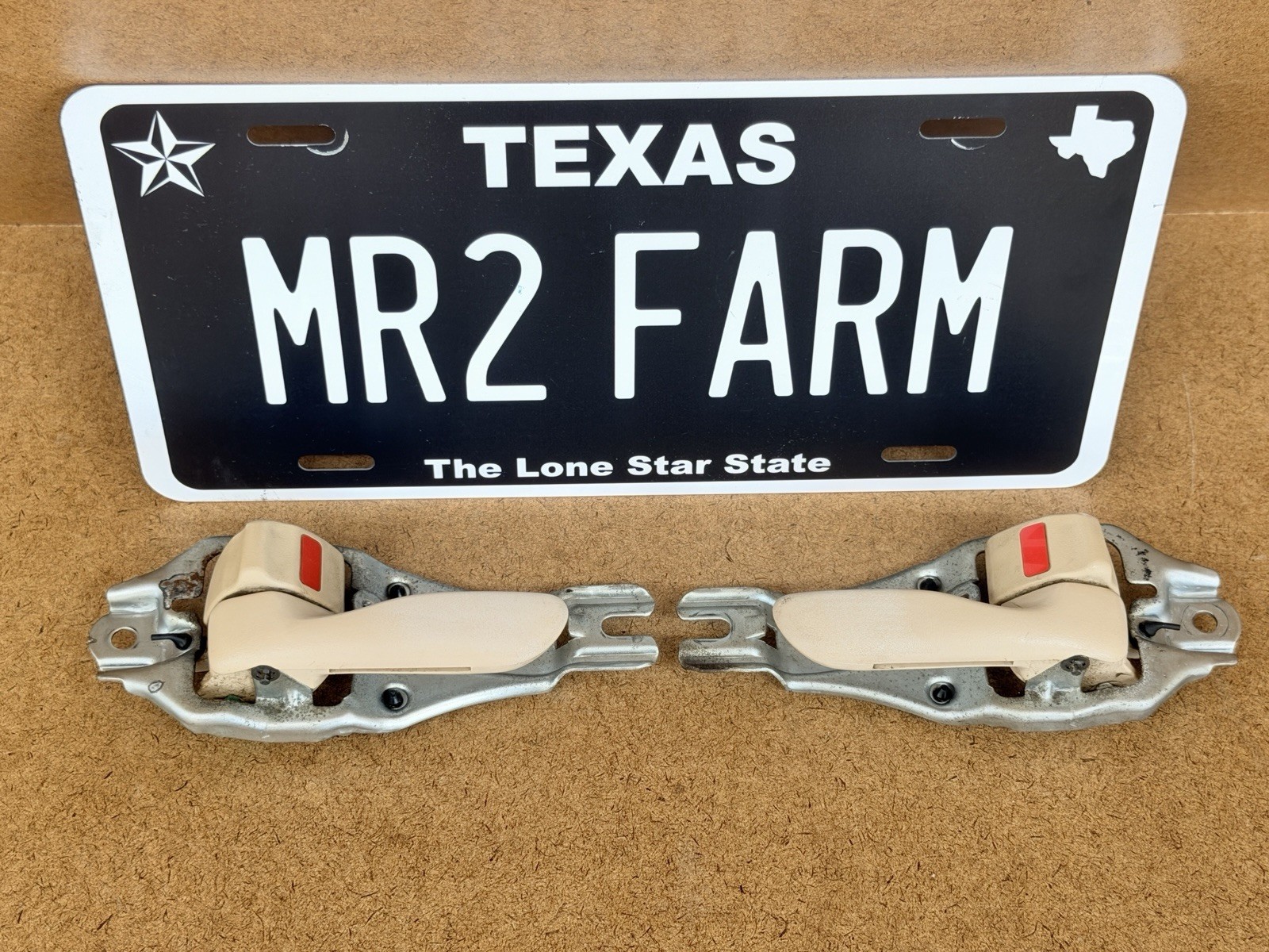 91-95 Toyota MR2 Driver Passenger Side Inner Interior Door Handles Ivory Tan OEM 91-95 Toyota MR2 Driver Passenger Side Inner Interior Door Handles Ivory Tan OEM