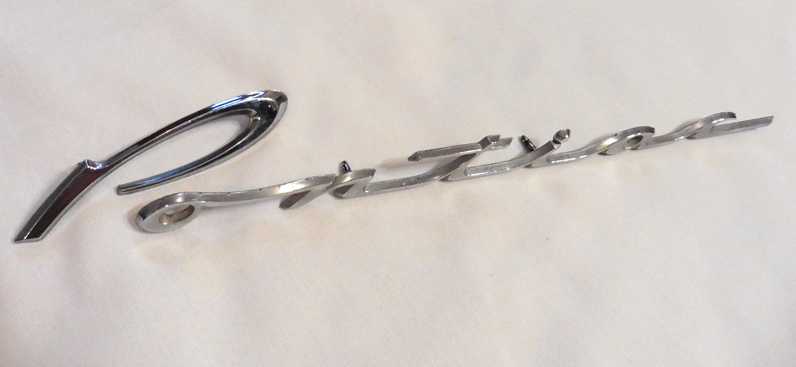 RARE Orig 1956 Pontiac Hood Front Name \ RARE Orig 1956 Pontiac Hood Front Name \