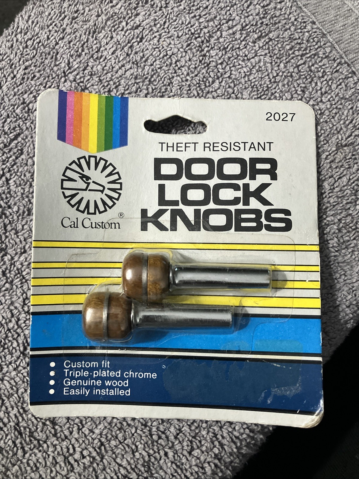 Vintage Cal Custom DOOR LOCK KNOBS CHROME #2027 GM, FORD Chrysler Vintage Cal Custom DOOR LOCK KNOBS CHROME #2027 GM, FORD Chrysler