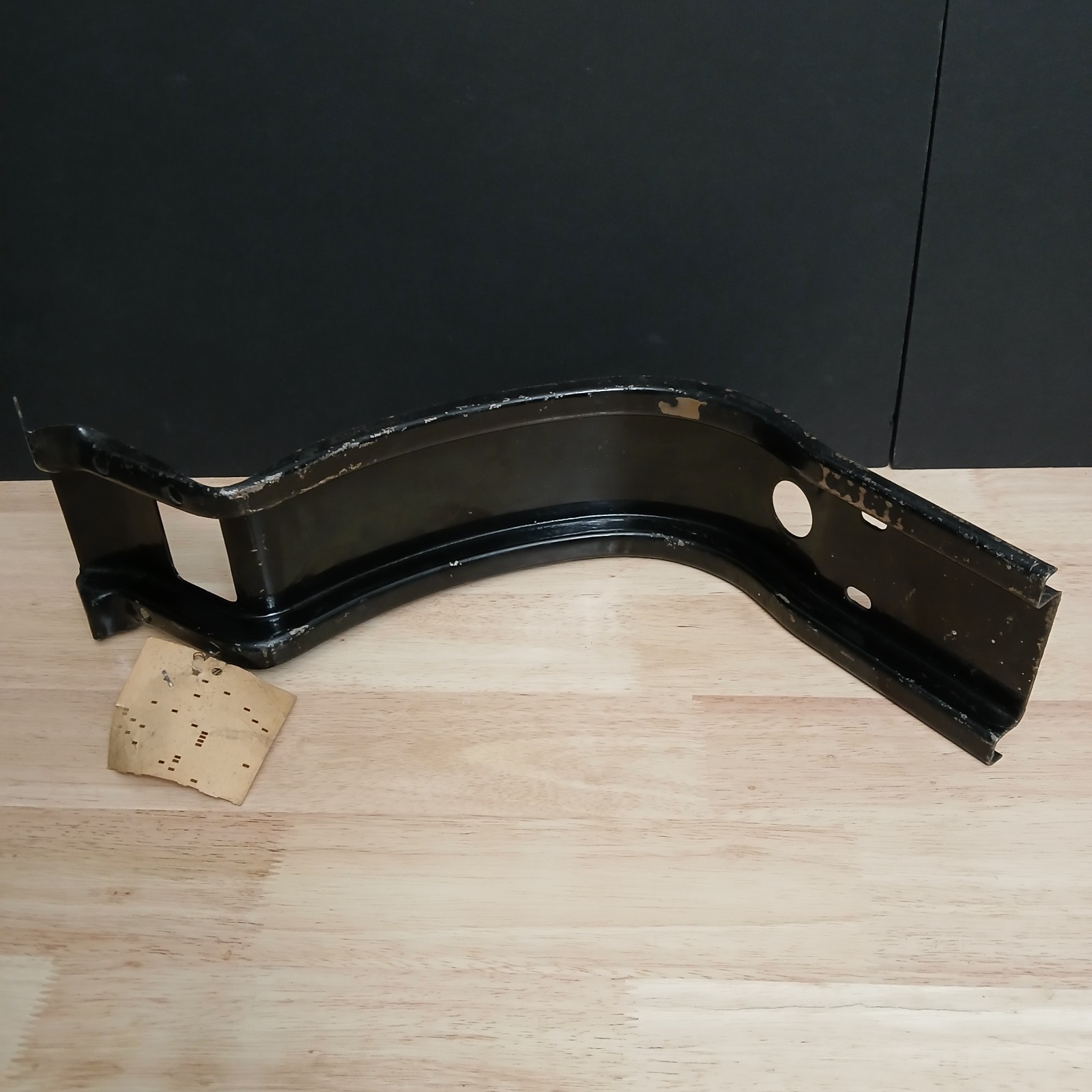 1970\'s 1980\'s GM or Internation Harvester Fender Support # 2350738 NOS OEM