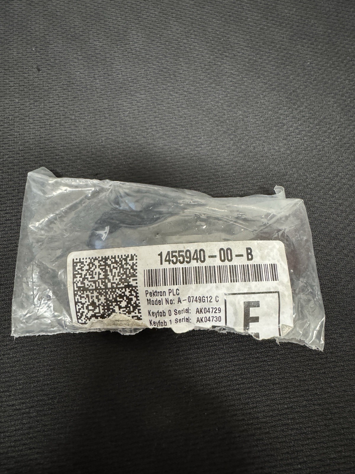 New 12-2020 Tesla Model S Key Fob 1455940-00-B
