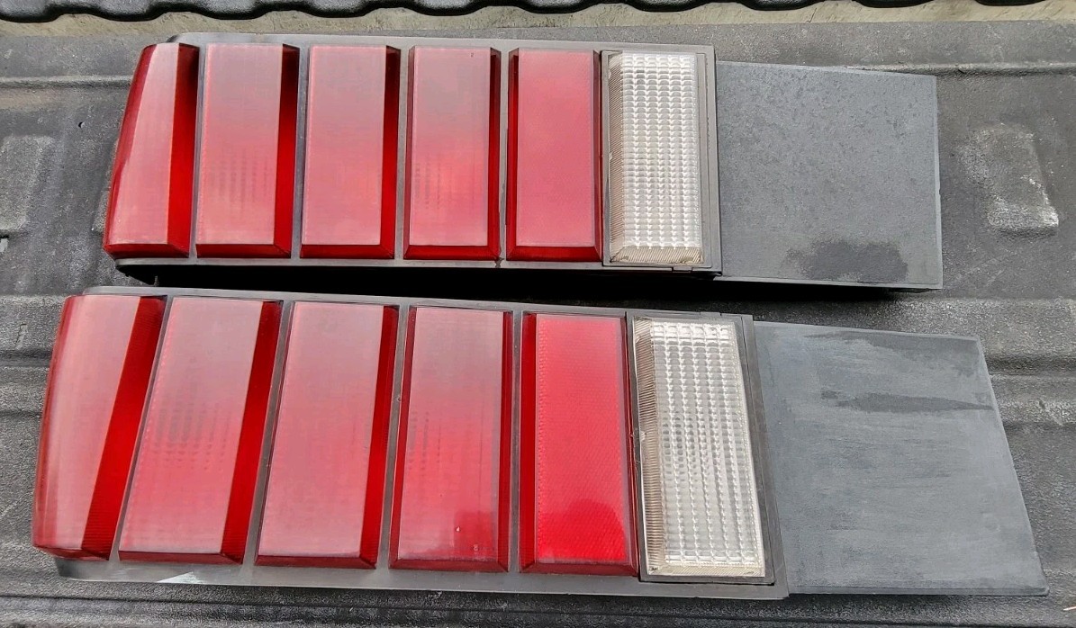 1979-1983 Ford Mustang Stop Tail Lights Pair Lenses Housings Reverse Lenses