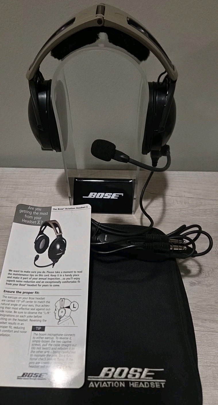 Bose X A10 Aviation Pilot Headset w/ Case & New Ear Pads Mic Muff Bose X A10 Aviation Pilot Headset w/ Case & New Ear Pads Mic Muff