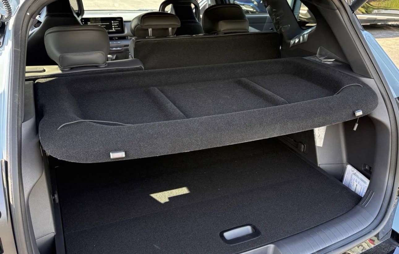 2027 Kia Seltos Cargo Cover Genuine OEM Brand New 2027 Kia Seltos Cargo Cover Genuine OEM Brand New