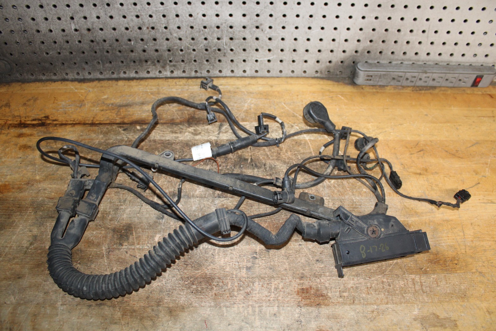 92-95 Mercedes W140 S500 400SE Engine Wiring Harness 1405401132 OEM UPDATED 92-95 Mercedes W140 S500 400SE Engine Wiring Harness 1405401132 OEM UPDATED