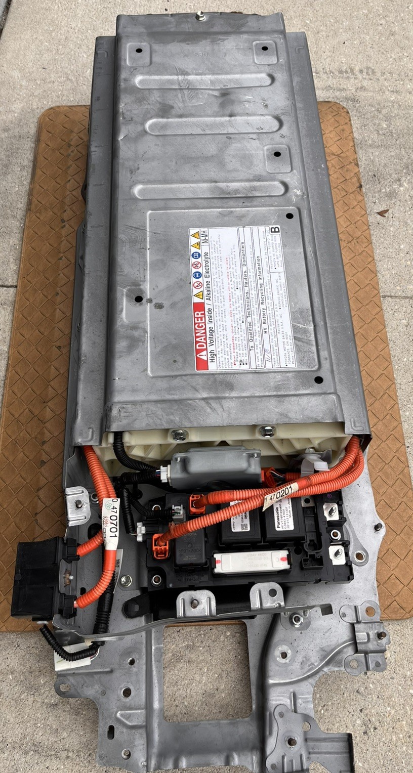 2010-2015 Toyota Prius, Prius V, Lexus CT200 hybrid battery (Complete Assembly) 2010-2015 Toyota Prius, Prius V, Lexus CT200 hybrid battery (Complete Assembly)