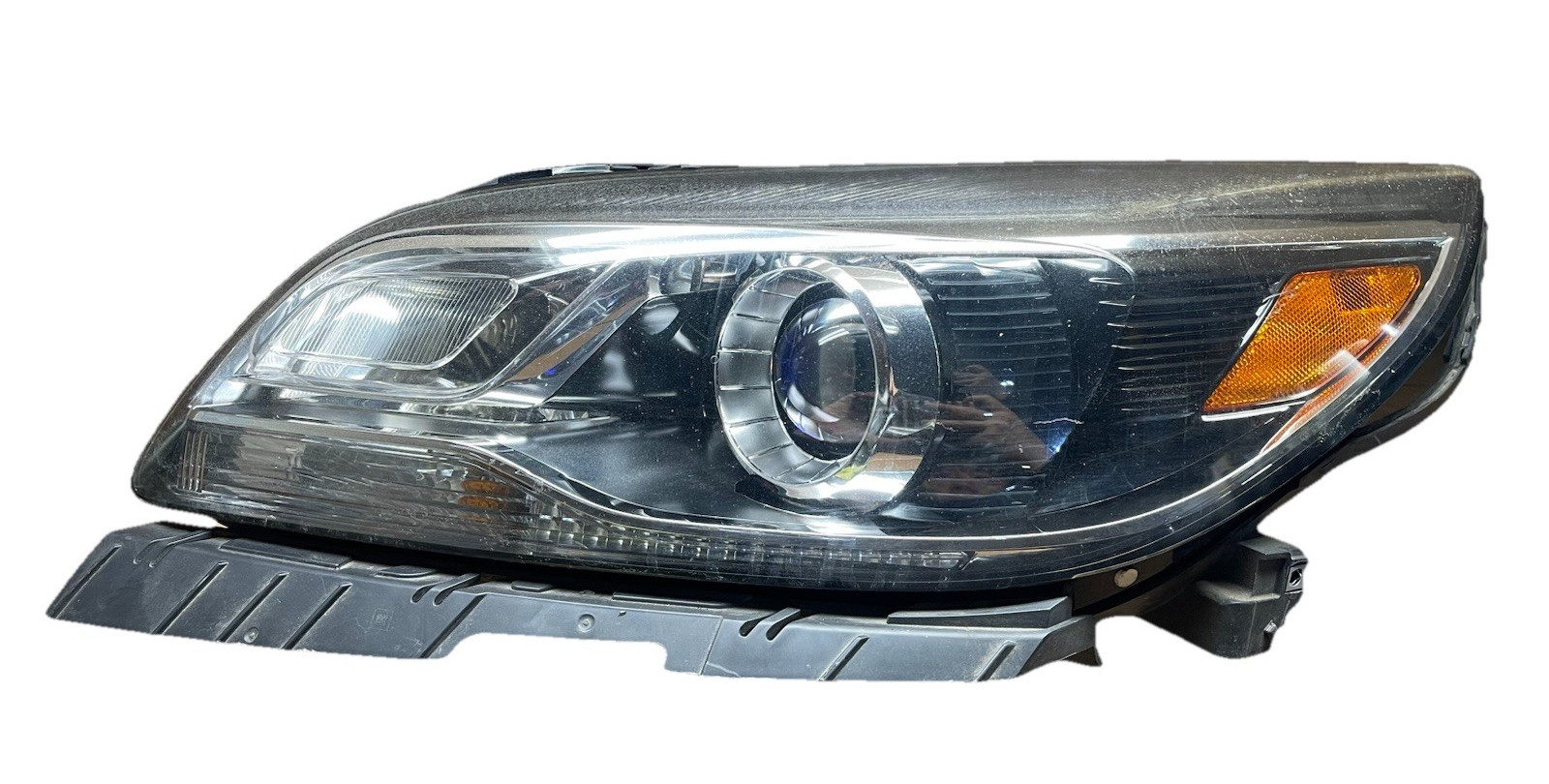 2013-2016 Chevrolet Malibu Oem Left Driver Xenon complete Headlights lamp A327