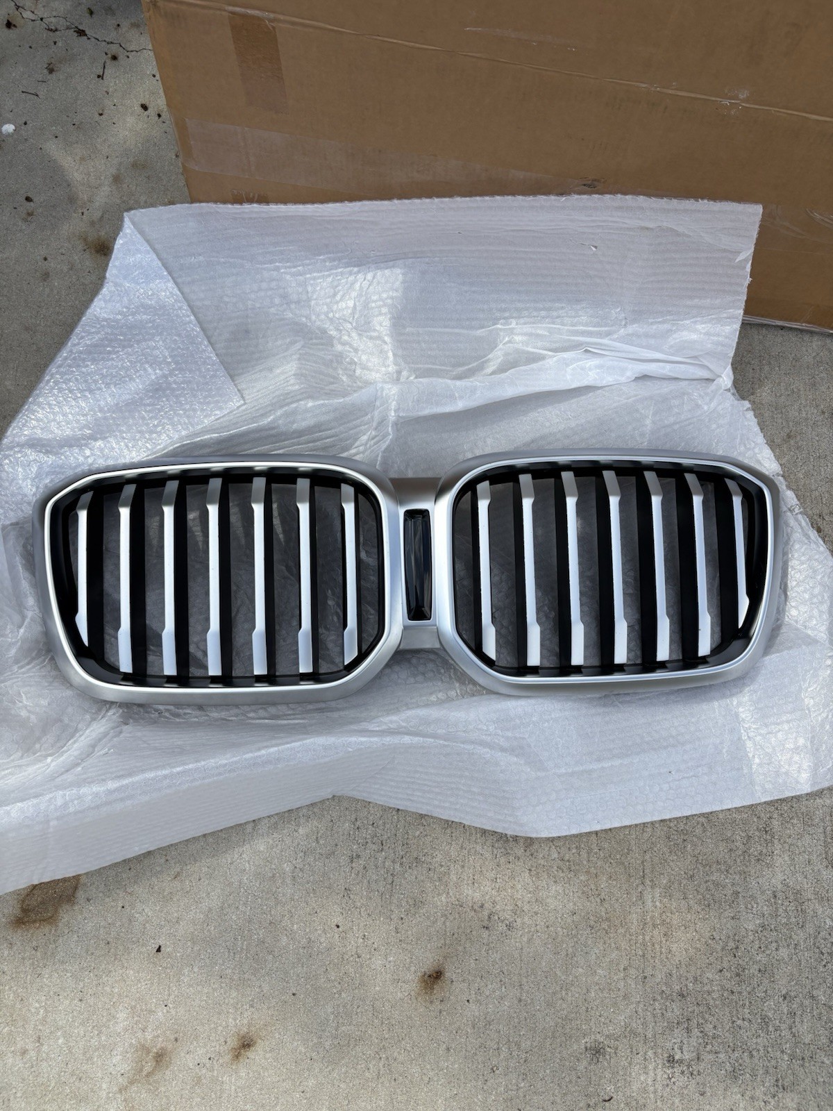 2023 BMW X3 Front Grill OEM